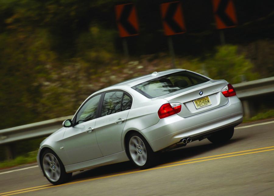 BMW 3-Series 2006 года  (фото 39 из 108)